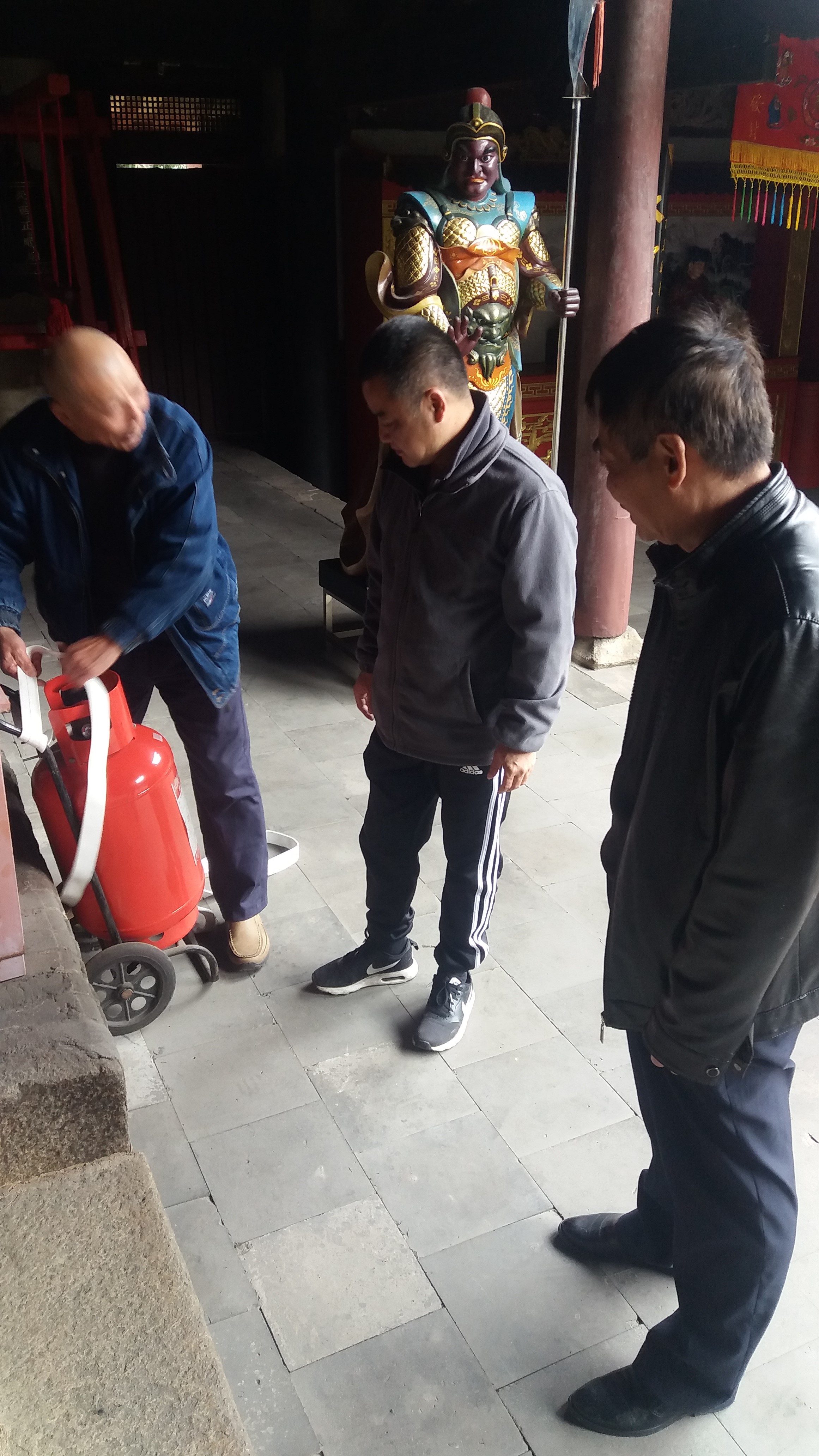 及時(shí)整改排除隱患！我館工作人員在正順廟開展消防檢查保障節(jié)日安全